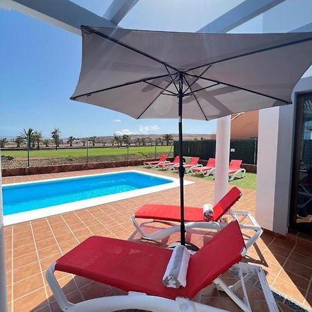 Villa Eva - New To The Market, Fully Refurbished Licensed Villa - Private Pool カレタ・デ・フステ エクステリア 写真