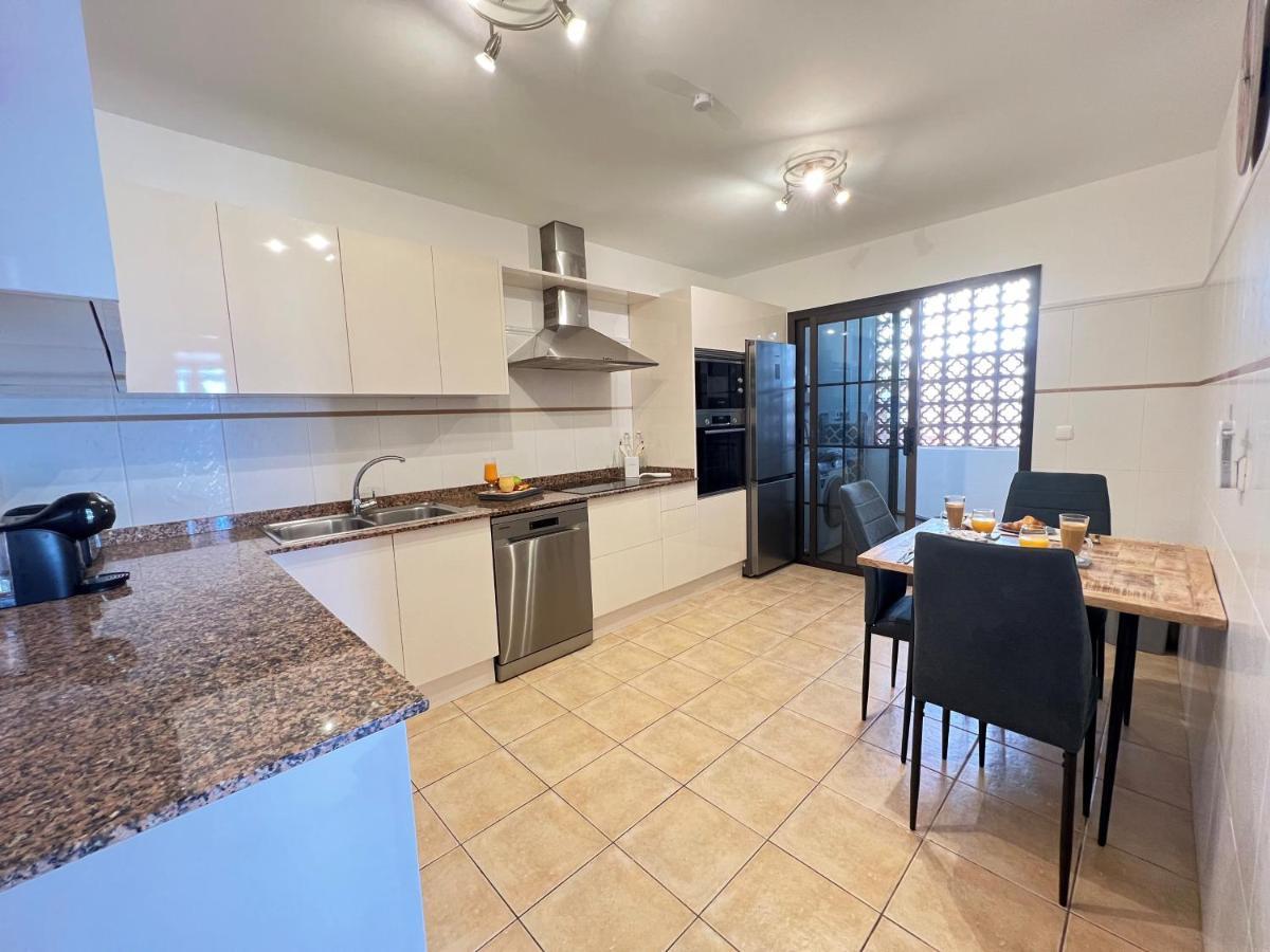 Villa Eva - New To The Market, Fully Refurbished Licensed Villa - Private Pool カレタ・デ・フステ エクステリア 写真