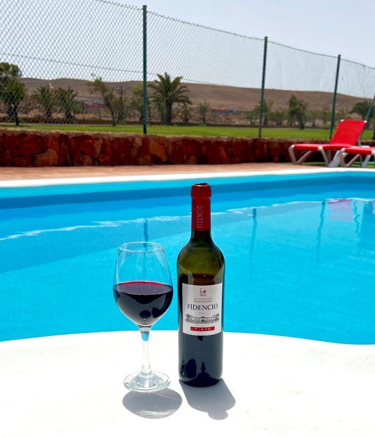 Villa Eva - New To The Market, Fully Refurbished Licensed Villa - Private Pool カレタ・デ・フステ エクステリア 写真