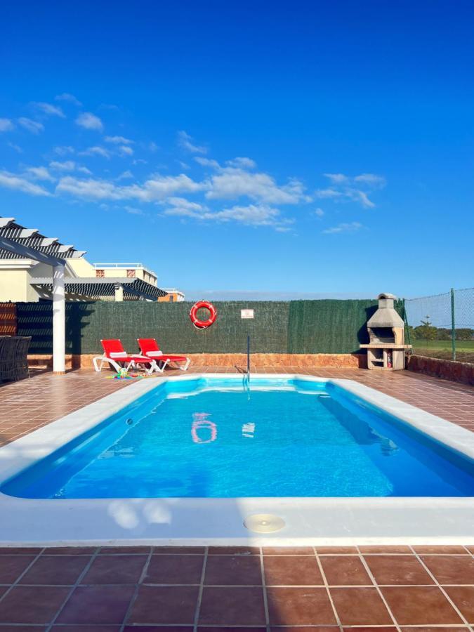 Villa Eva - New To The Market, Fully Refurbished Licensed Villa - Private Pool カレタ・デ・フステ エクステリア 写真